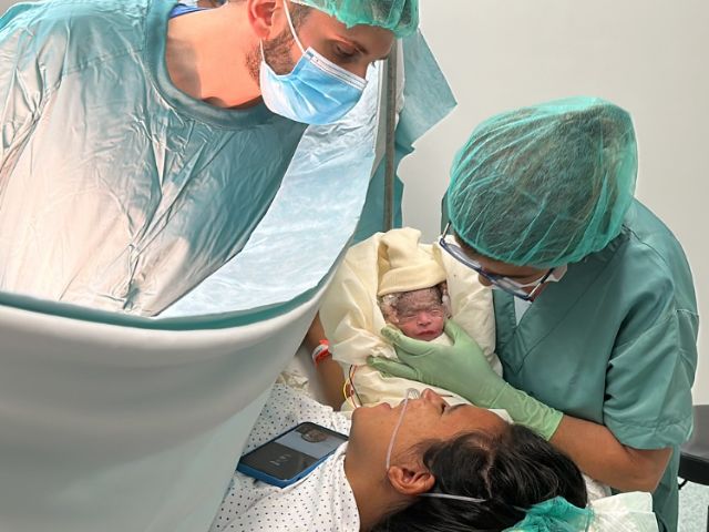 L’Hospital de Sant Pau, pioner en la reanimació neonatal amb el cordó umbilical intacte